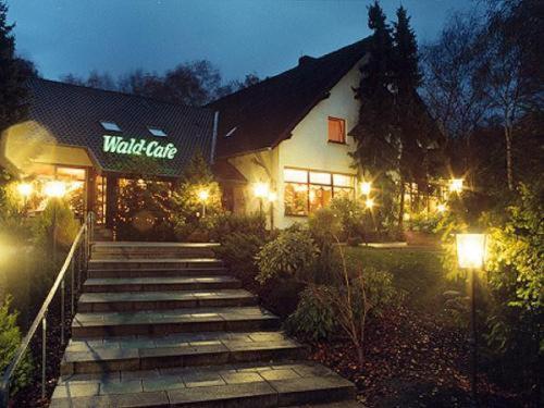 Wald-caf� Hotel-restaurant