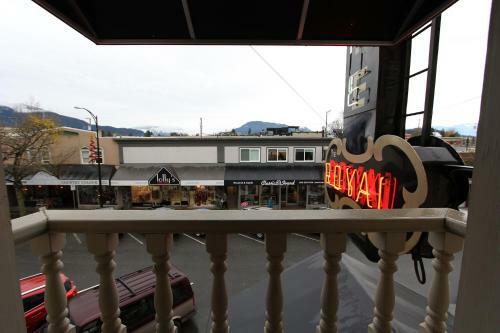 Royal Hotel