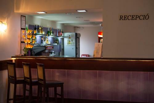 K�r�s Hotel