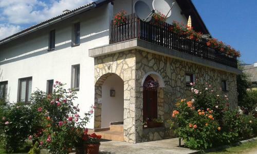 Hostal Guest House Ruza