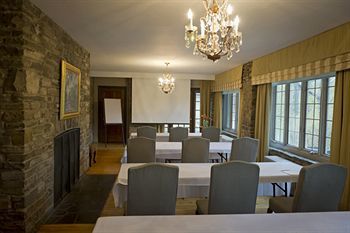 Hotel The Glenerin Inn