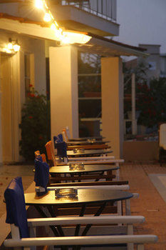 George Hotel