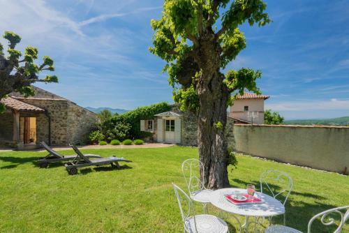 Hostal Domaine Du Roc
