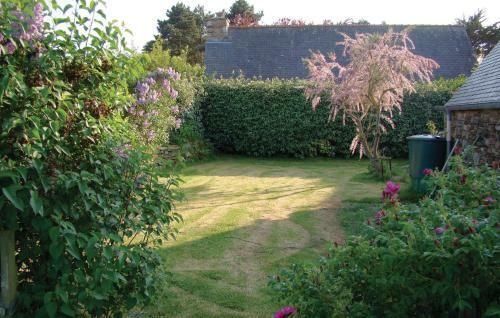 Holiday Home Notre Dame De Cenilly O-687