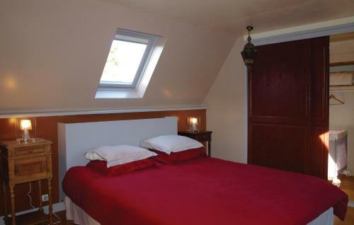 Holiday Home Notre Dame De Cenilly O-687