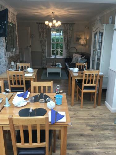Downsfield Bed And Breakfast