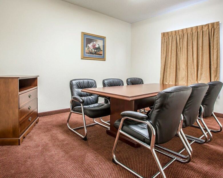 Hotel Comfort Suites - Jefferson City