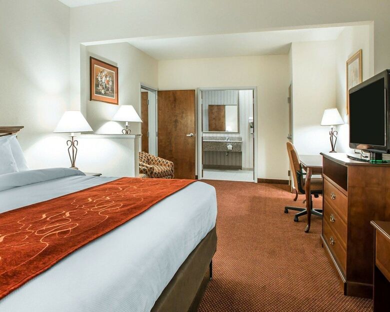 Hotel Comfort Suites - Jefferson City