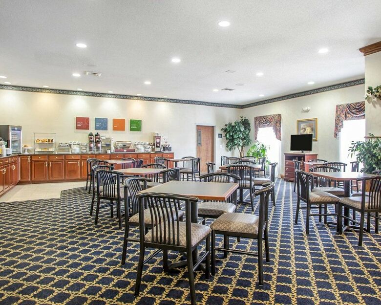 Hotel Comfort Suites - Jefferson City