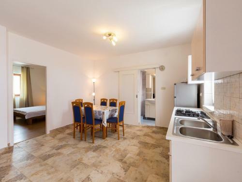 Apartments Boni?