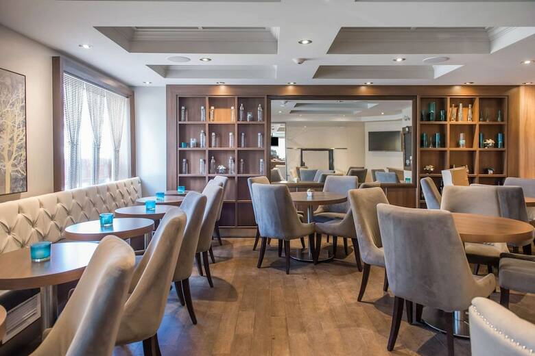 Les Suites Victoria, An Ascend Hotel Collection Member