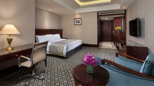 Jinling Treasure Island International Hotel