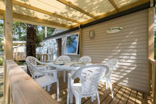Camping Les Ch�vrefeuilles