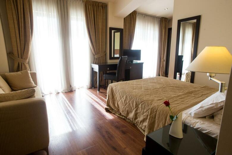 Hotel Davitel Tobacco