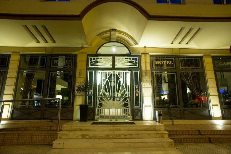 Hotel Davitel Tobacco