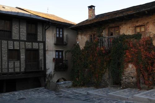 Agroturismo Casa Rural La Comella