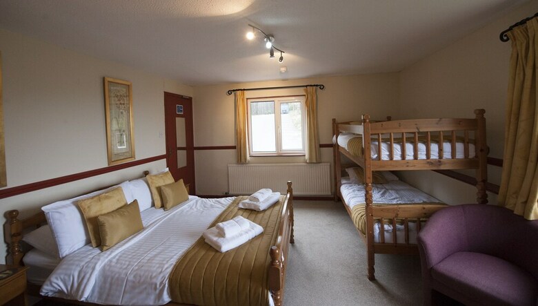 Agroturismo Cwmwennol Country House