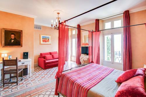 Hotel Hostellerie Du Ch�teau Des Fines Roches
