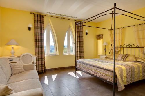 Hotel Hostellerie Du Ch�teau Des Fines Roches