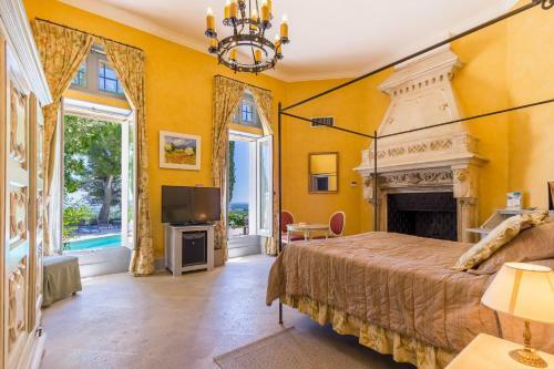 Hotel Hostellerie Du Ch�teau Des Fines Roches