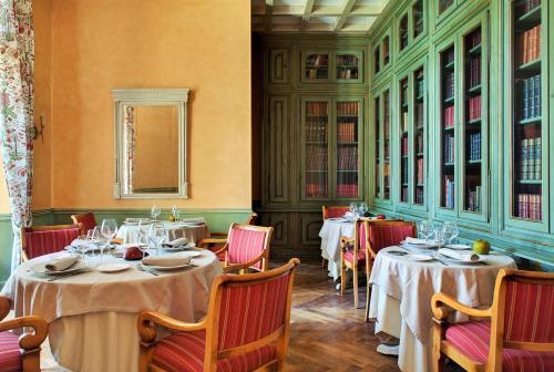 Hotel Hostellerie Du Ch�teau Des Fines Roches