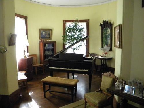 Lehmann House Bed & Breakfast