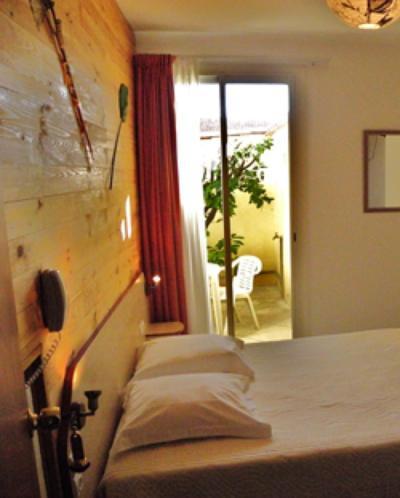 Hotel H�tel La Croix De Malte