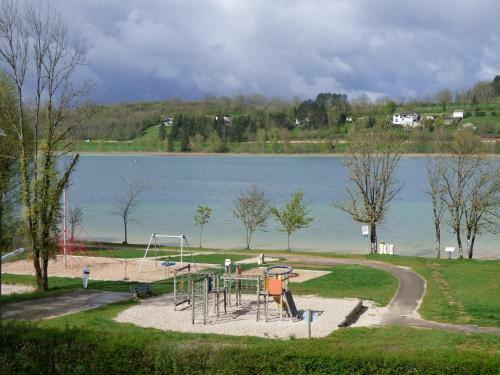 Hotel Restaurant La Chaumiere Du Lac