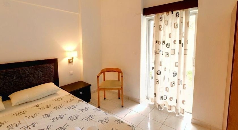 Hotel Carina