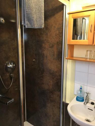 Hostal Carnside Guest House