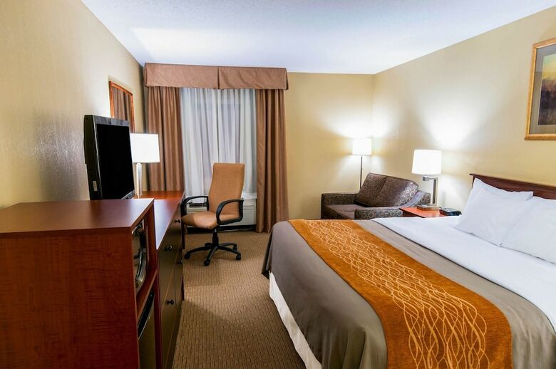 Hotel Comfort Inn Amish Country