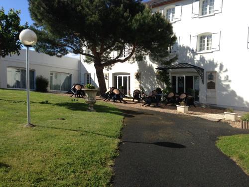 Hotel H�tel Des Chateaux