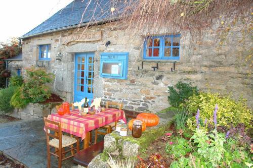 Hostal Le Puits De Jeanne