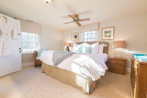 Bed & Breakfast Sea Meadow Inn