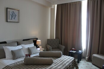Phoenicia Grand Hotel