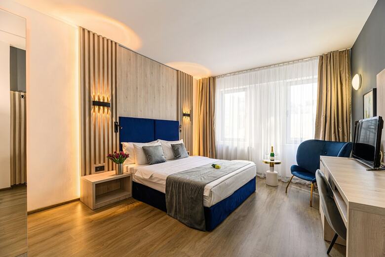 Unique Hotel