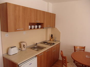 Hotel Elit 2 (.)