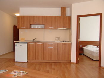 Hotel Elit 2 (.)