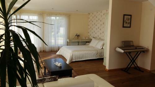 Hostal Baltas Namas