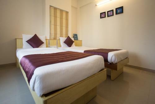Cozynest Service Apartments - Baner Pune
