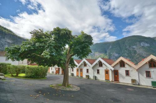 Hostal Vangsgaarden Gjestgiveri