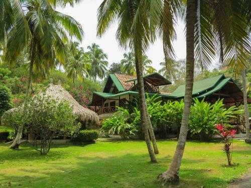 Hostal La Jorar�