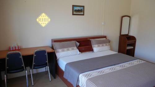 Rainbow Hill Hotel