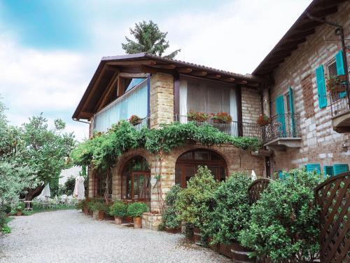 Apartamentos Glicine Camino