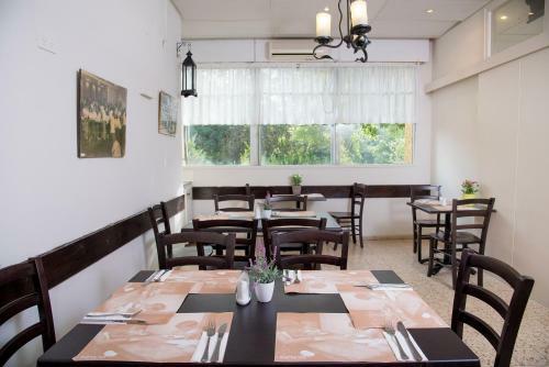 Hotel Zohar Badeshe