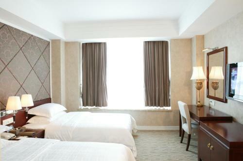 Vanguard Hotel