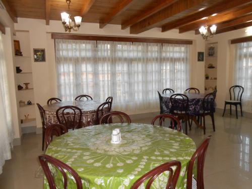 Hostal Highwinds