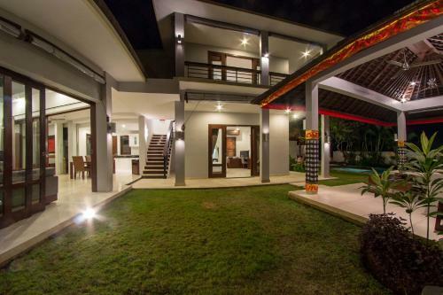 Villa Seratus