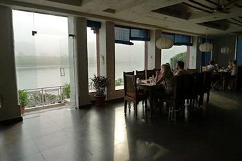 Ganga Kinare - A Riverside Boutique Hotel