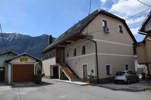 Apartments Mrakic
